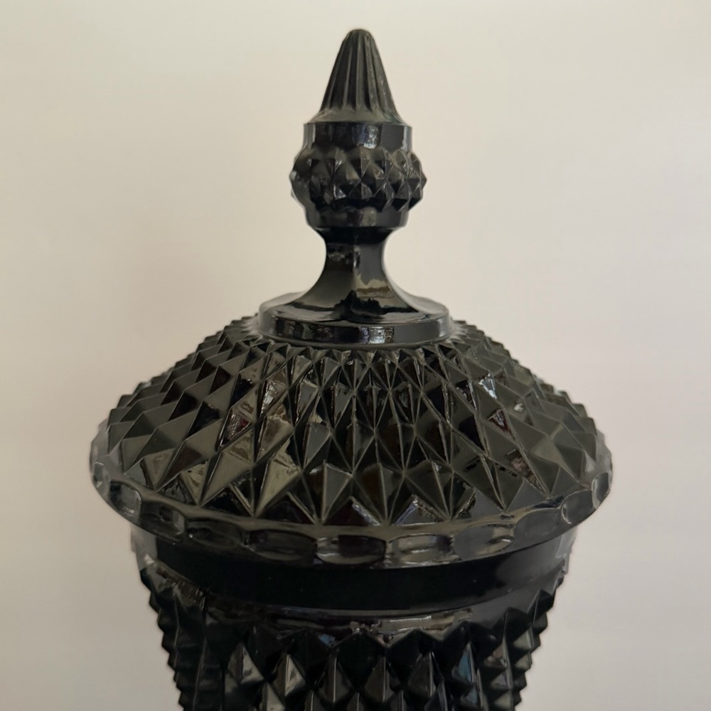 VTG Black Indiana Glass Diamond Point Covered Jar 15,5” - Picture 13 of 16